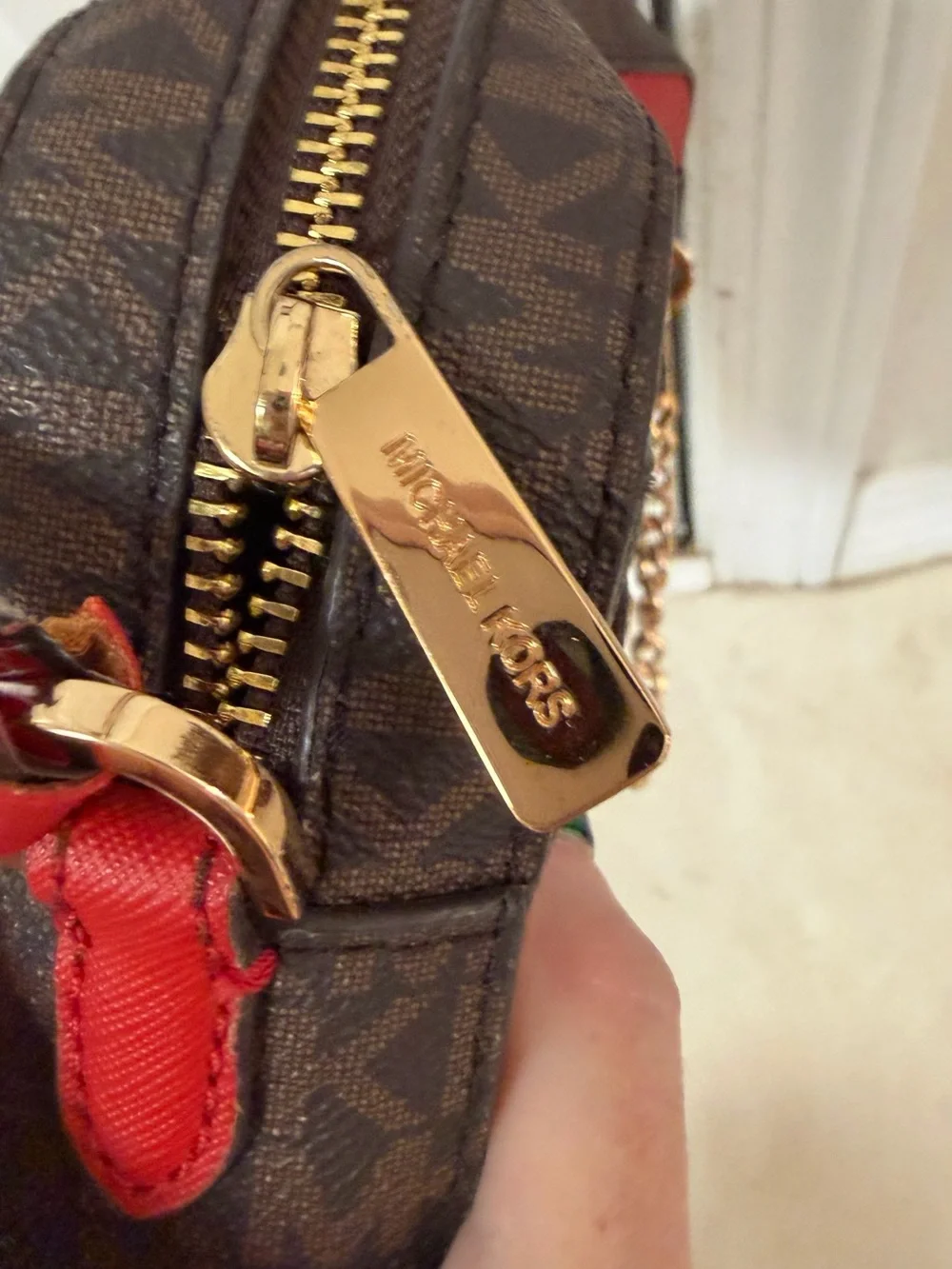 Michael Kors Brown and Red Chain-Accent Shoulder Bag one strap needs sewn pix